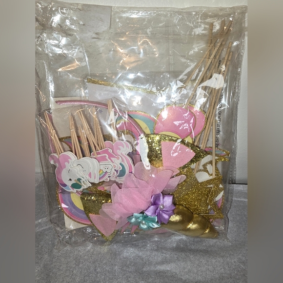 Unicorn Birthday Party Decor New Party Supplies - Picture 4 of 8